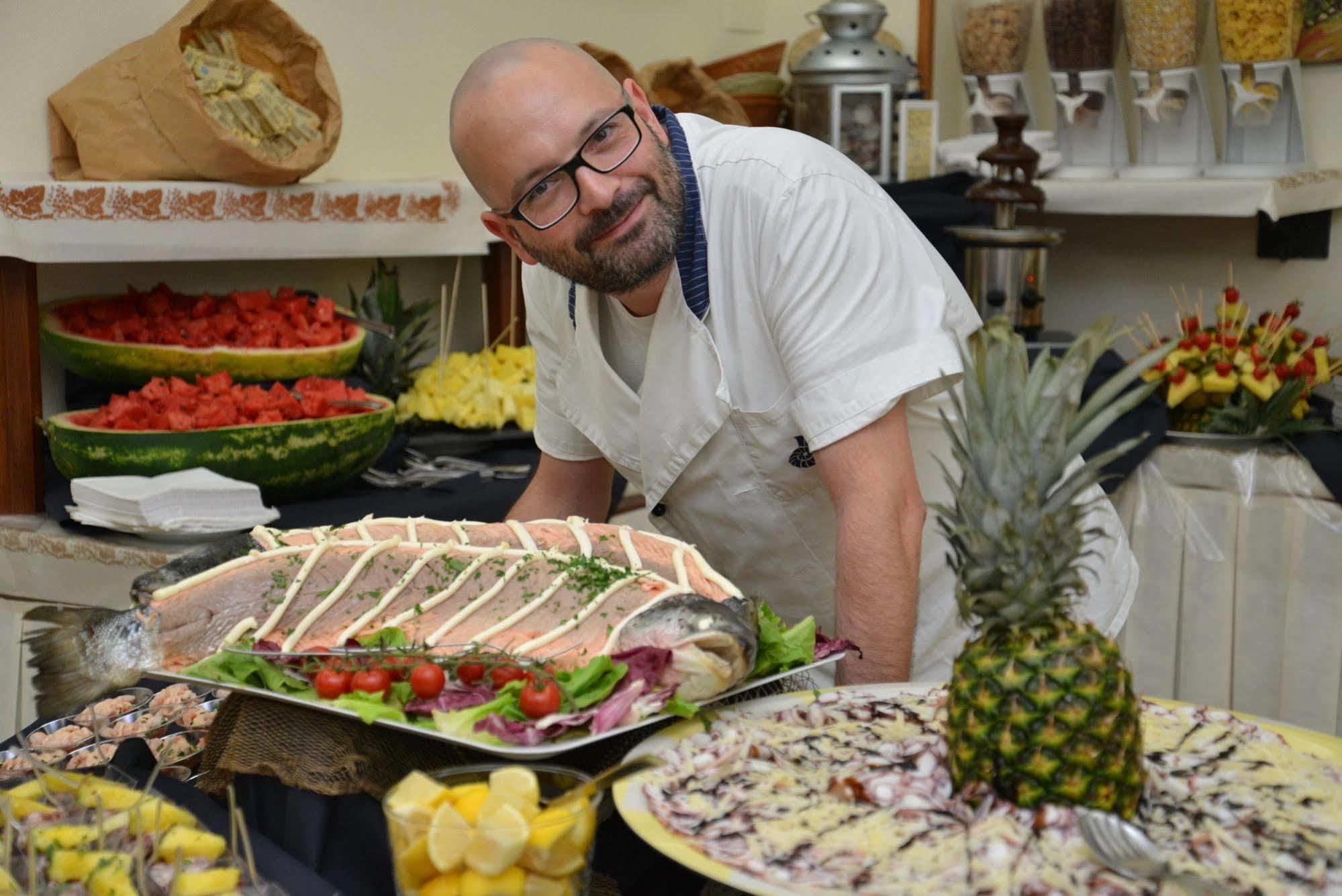 Hotel Etna Riccione Eksteriør billede